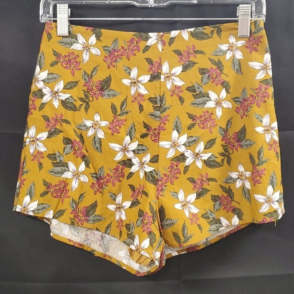 Lucca Floral Shorts SZ SM